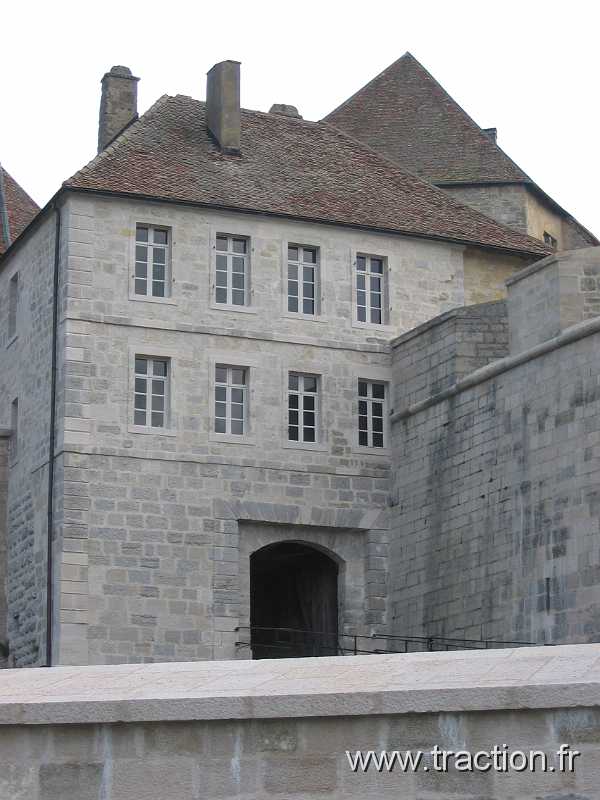 2011_CVAAM_35ans_4_Chateau_de_joux (21).JPG - 35 Ans du CVAAM, sortie dans le Doubs et le Jura, du 26 Avril au 1er Mai 2011, le chateau de Joux
